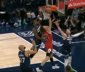 九州体育官网、九州体育娱乐官方网站-黄雀在后！爱德华兹且退且防 起飞送出钉板大帽